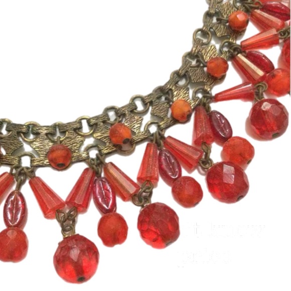 Orange/Red Fancy Necklace and Earrings - Picture 3 of 6